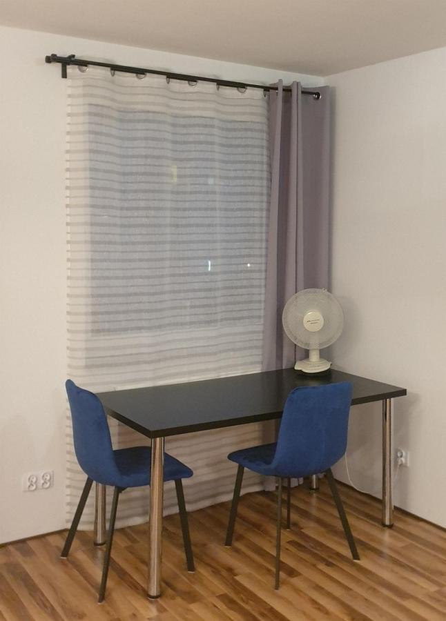 Mini Apartament Krakow Pn / Cracow North Z Parkingiem Экстерьер фото